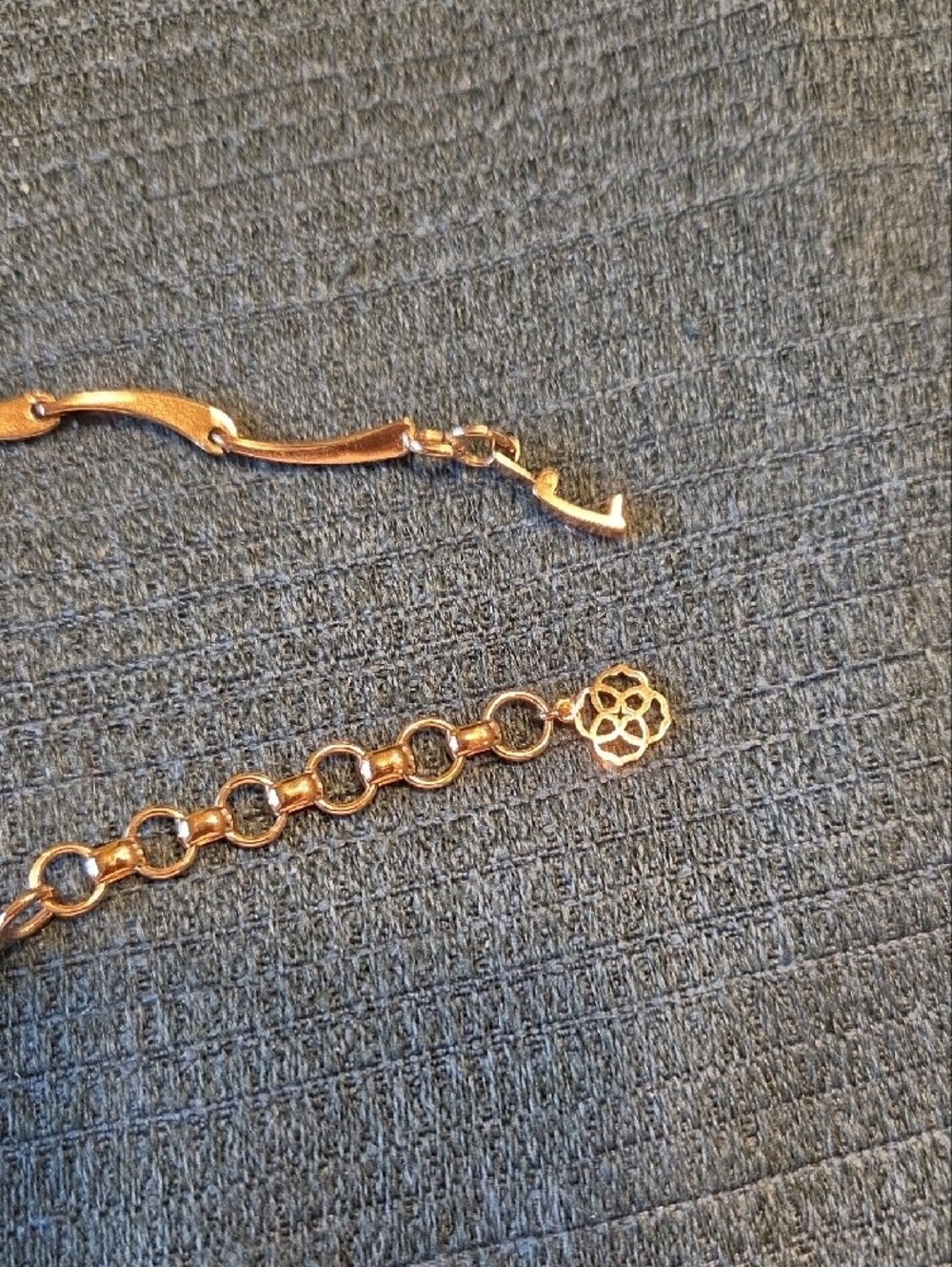 Kendra Scott Kira Drop Rose Gold  Earrings And Necklace Set - Picture 3 of 6